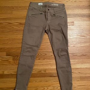 ✨ Gap - Camel Moto Jeggings